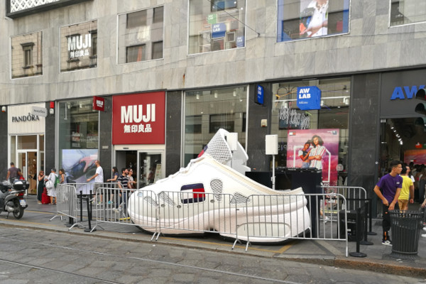 milano_scarpa_zoom_2 milano_scarpa_zoom_2